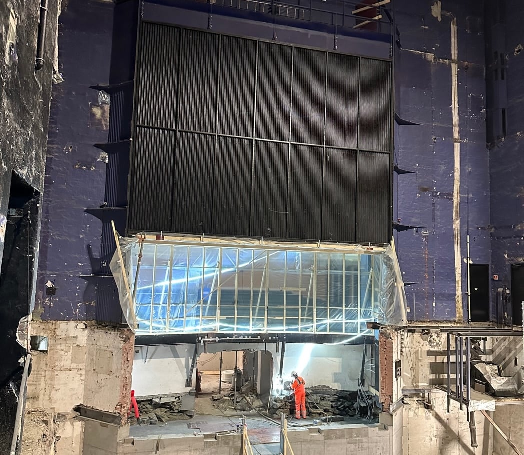 Scenehuset, Store Scene sett bakfra per november 2025